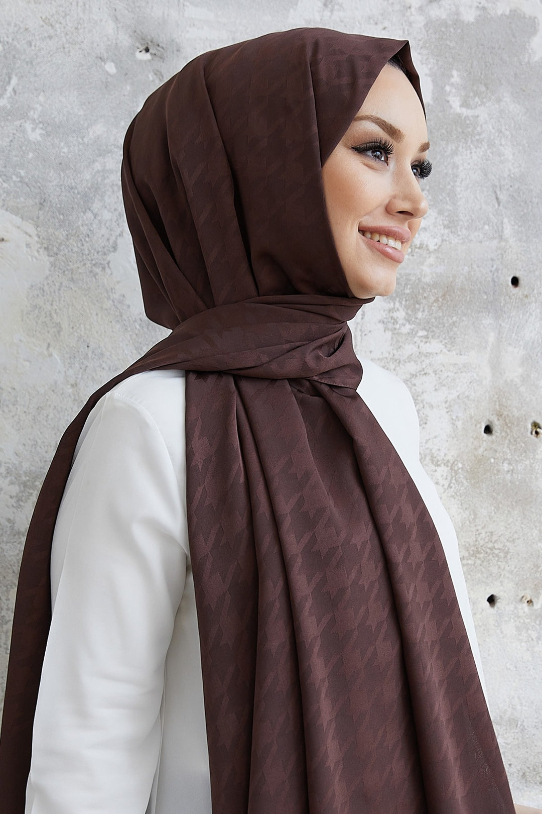 MDS Women Home Pattern Silky Jacquard Shawl - Bitter Coffee - Ajax