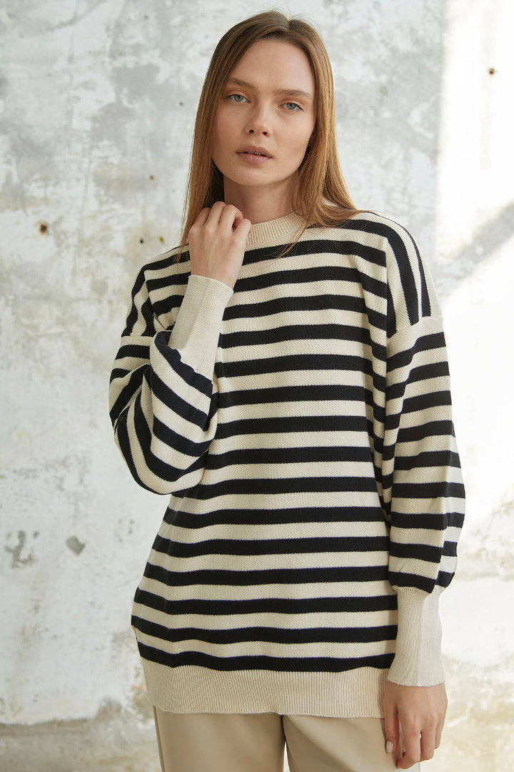 MDS Women Molya Striped Knit Tunic - Ecru - Smarhon