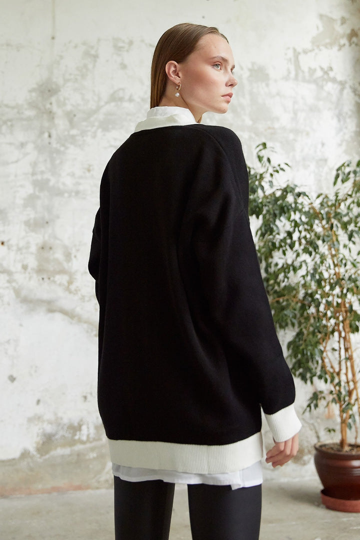 MDS Women Vega Pocket Sweater - Black - Mandurah