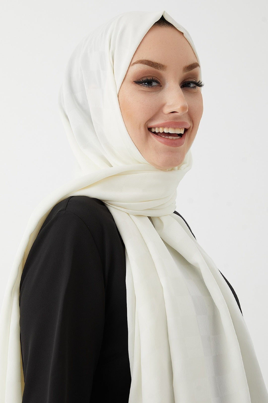 MDS Women Maura Lady Pattern Silky Jacquard Shawl - White - Hueyapan de Ocampo