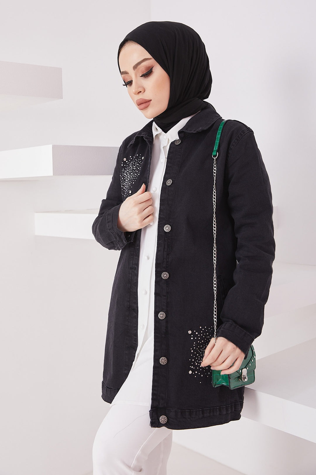 MDS Women Pearl Detailed Denim Jacket - Black - Córdoba