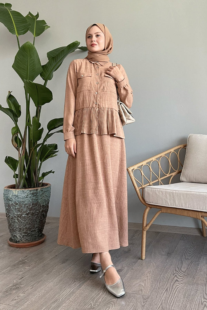 MDS Women Camel Linen Suit with Pleated Skirt - Rüsselsheim