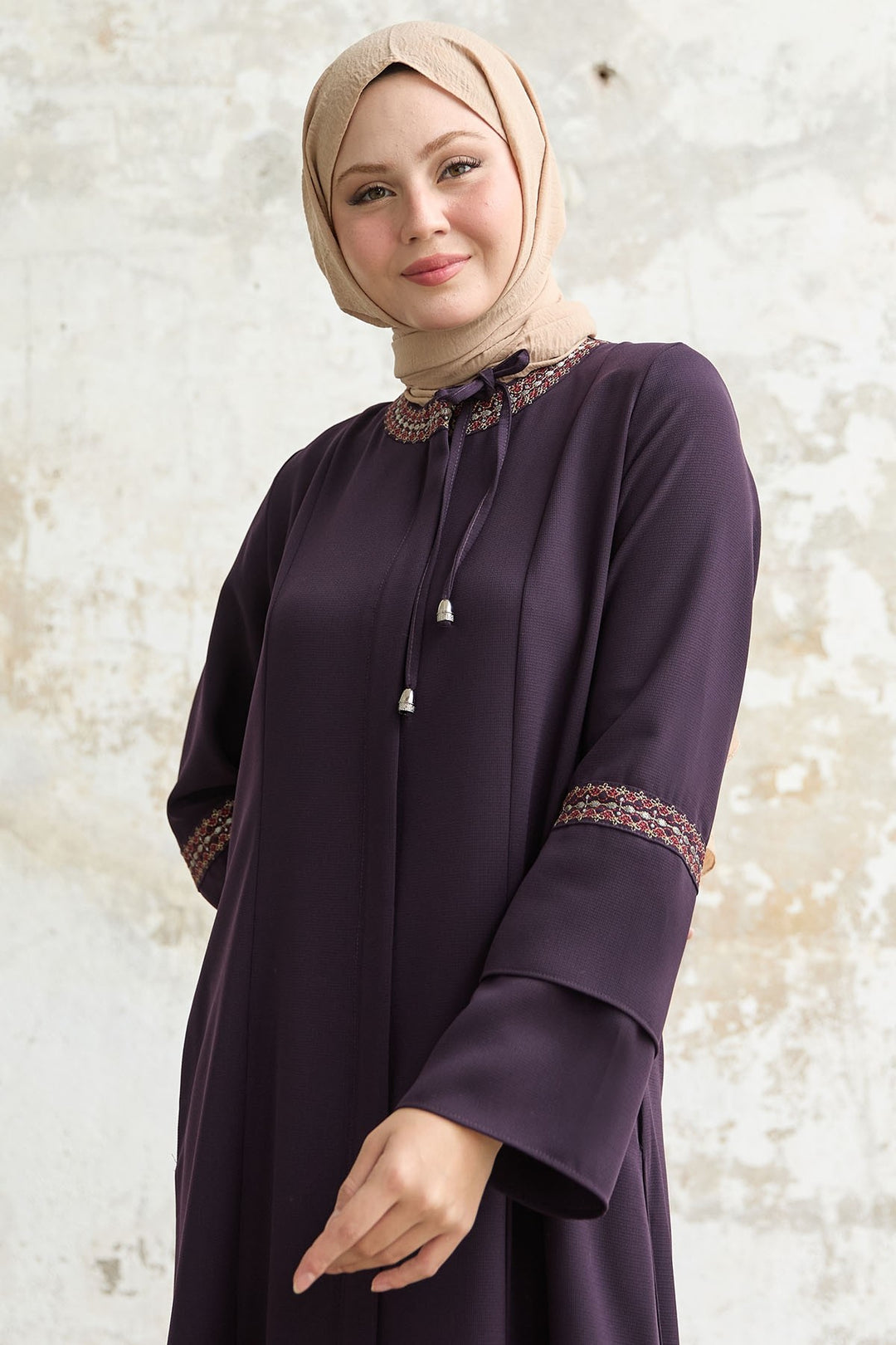 MDS Women Purple Abaya with Lace Detail - Lluchmayor