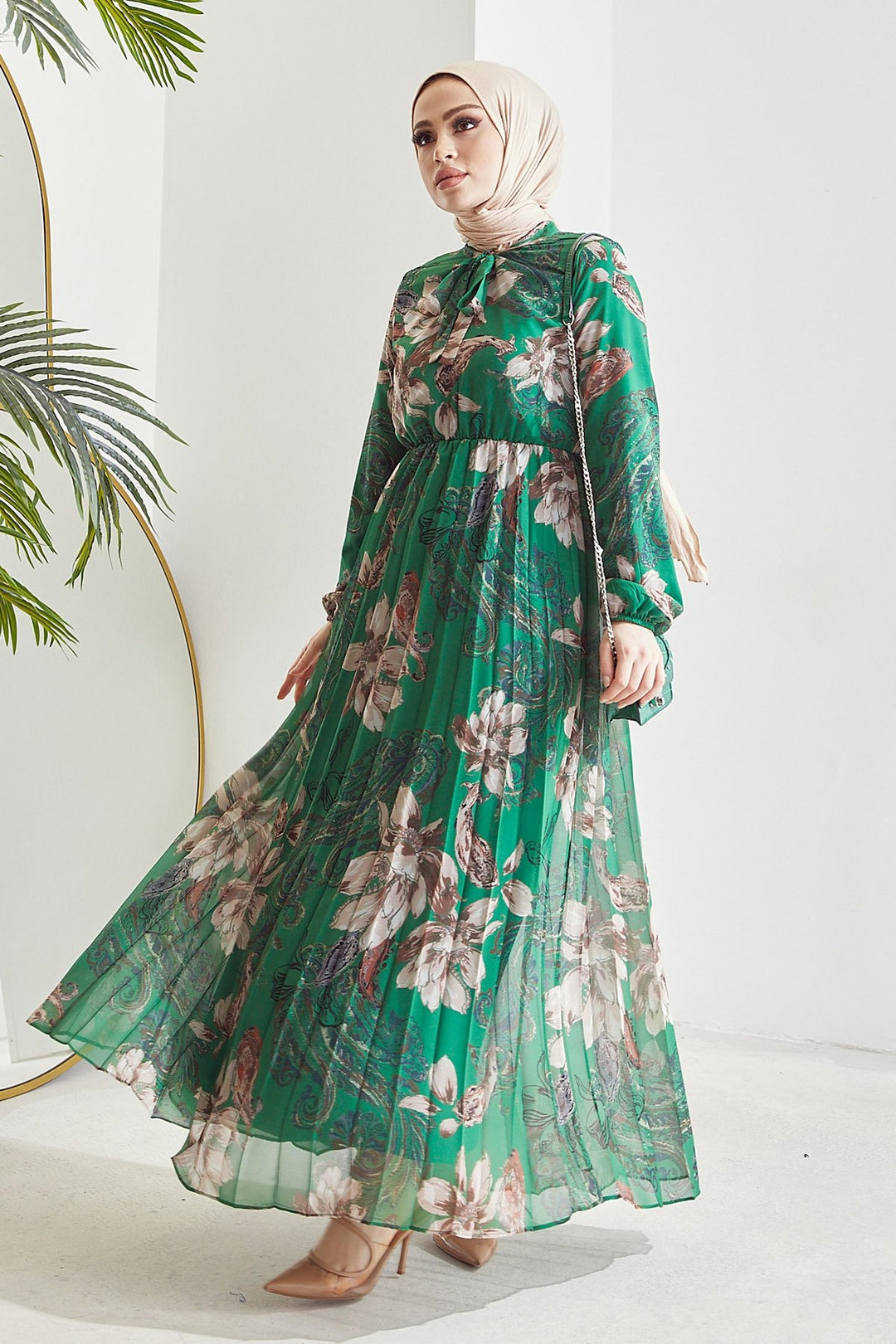 MDS Women Serena Flower Pattern Pleated Chiffon Dress - Emerald Green - Palencia