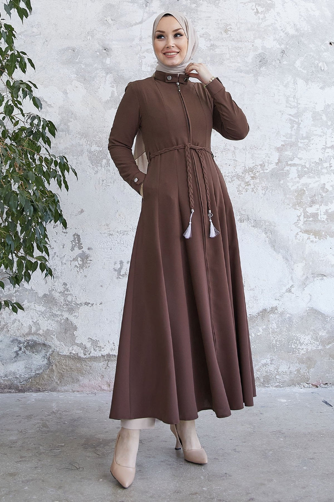MDS Women Buttoned Belted Abaya with Pleated Collar - Brown - Teziutlan