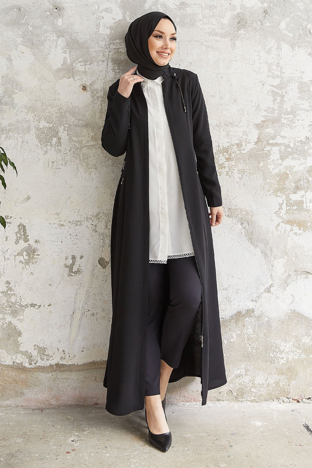 MDS Women Elena White Detailed Hooded Abaya - Black - Fuengirola