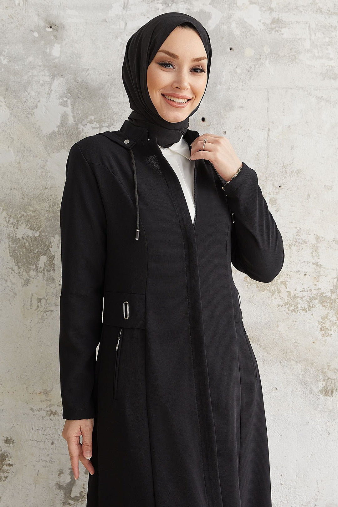 MDS Women Elena White Detailed Hooded Abaya - Black - Fuengirola