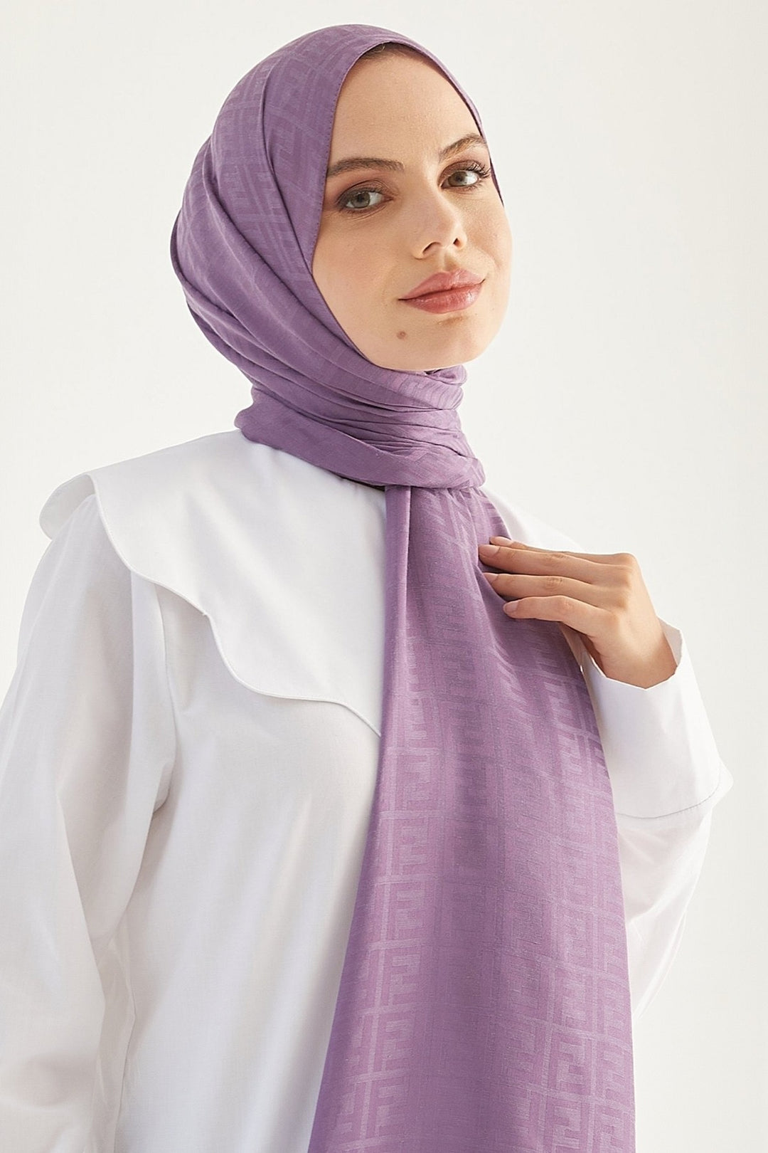 MDS Women Handwoven Jacquard Cotton Scarf - Purple - Glendale