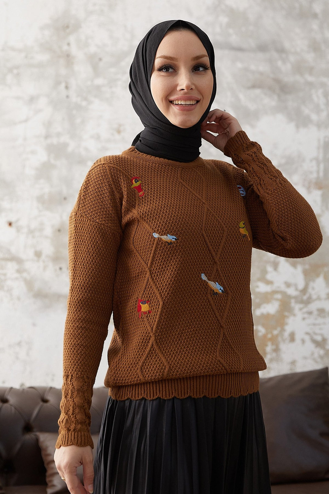 MDS Women Minsa Bird Pattern Embroidered Sweater - Brown - Pärnu