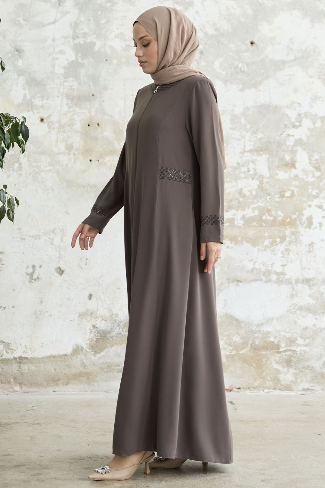 MDS Women Stone-embellished Abaya with Collar and Sleeves - Coffee - Penafiel