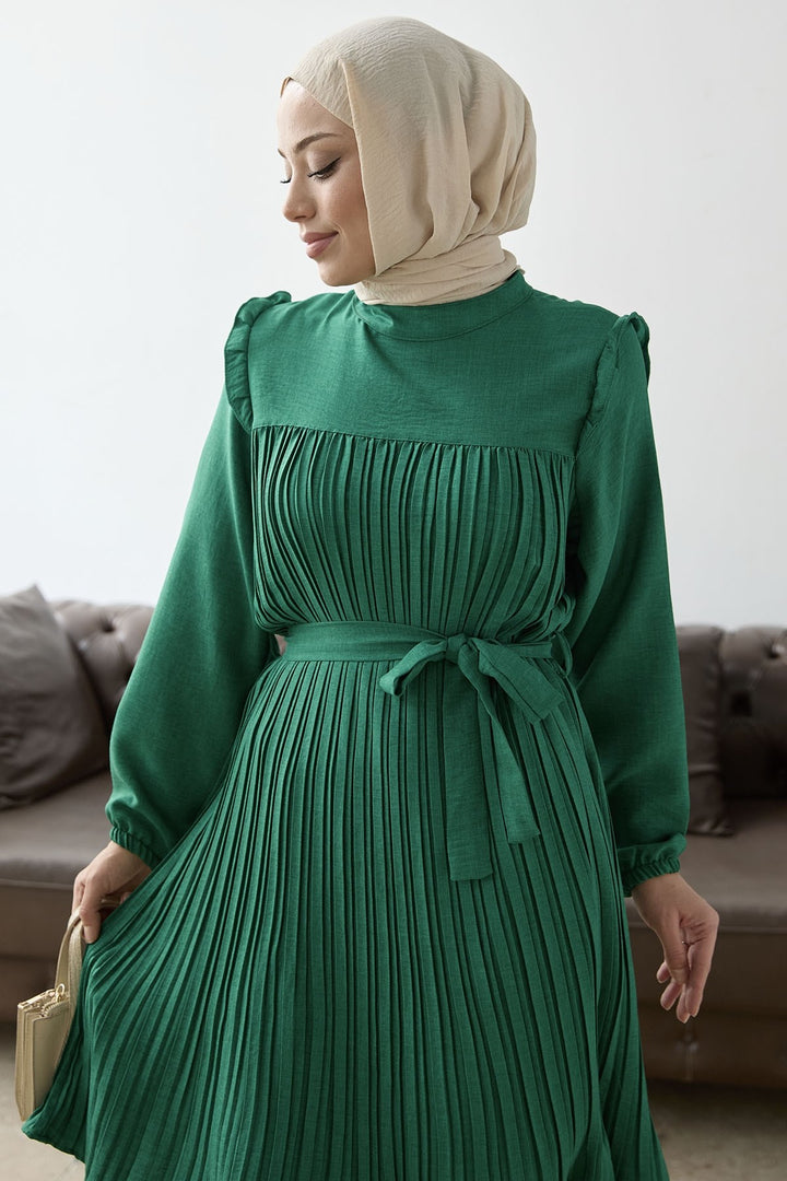 MDS Women Ruffled Detail Set with Front Pleat - Emerald Green - Felgueiras