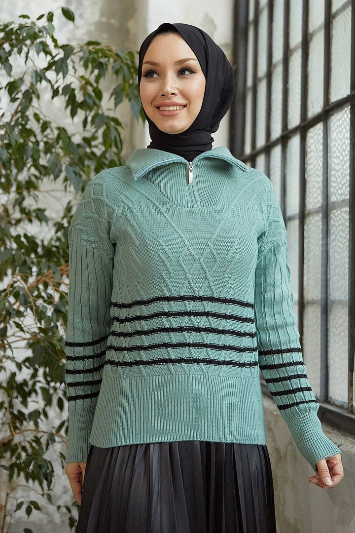 MDS Women Sova Neck Zippered Striped Knit Sweater - Mint - New Bedford