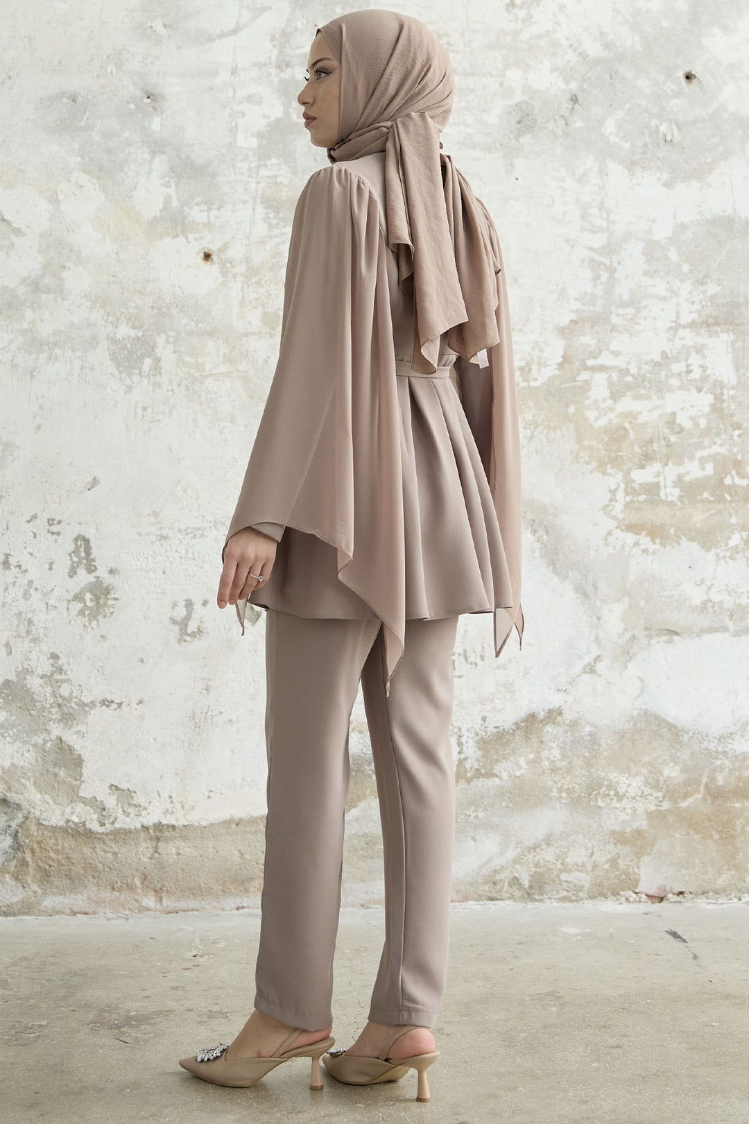 MDS Women Stone-Accented Tulle Crepe Set - Beige - Lleida