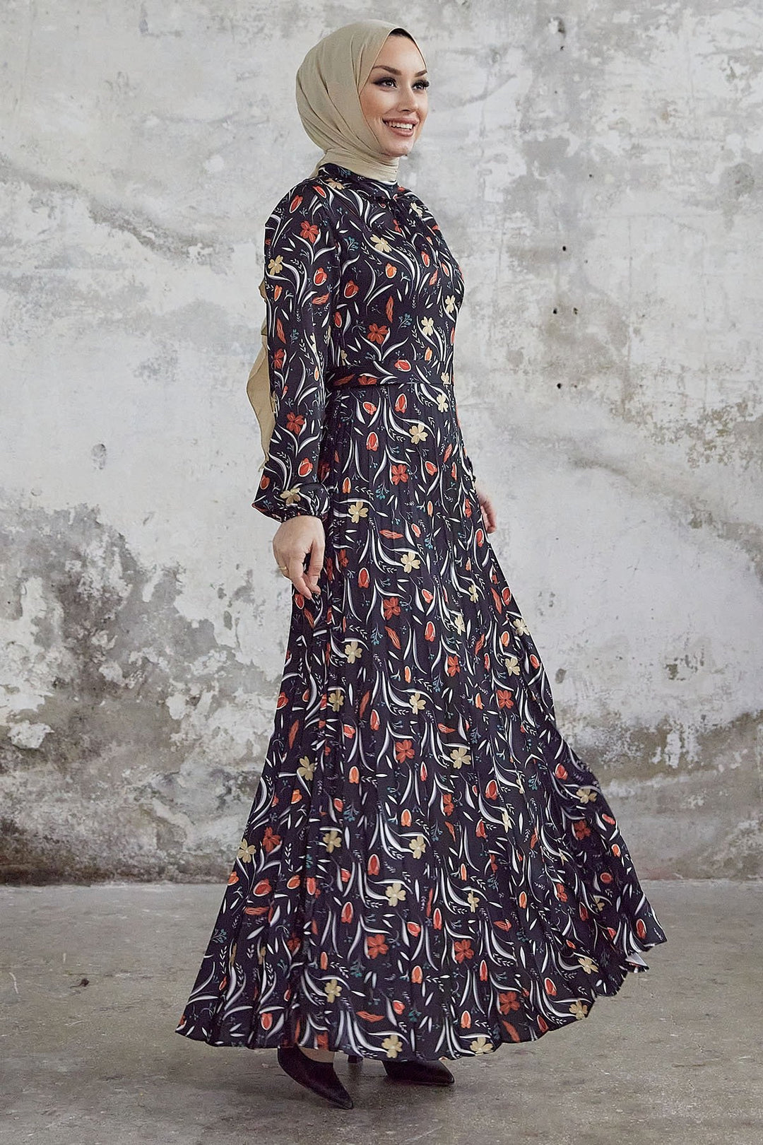 MDS Women Seba Flower Patterned Satin Dress with Ruffle - Black - New Plymouth