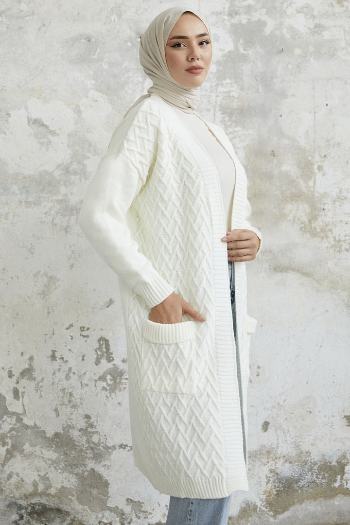 MDS Women Rumy Cable Knit Cardigan - White - Zutphen