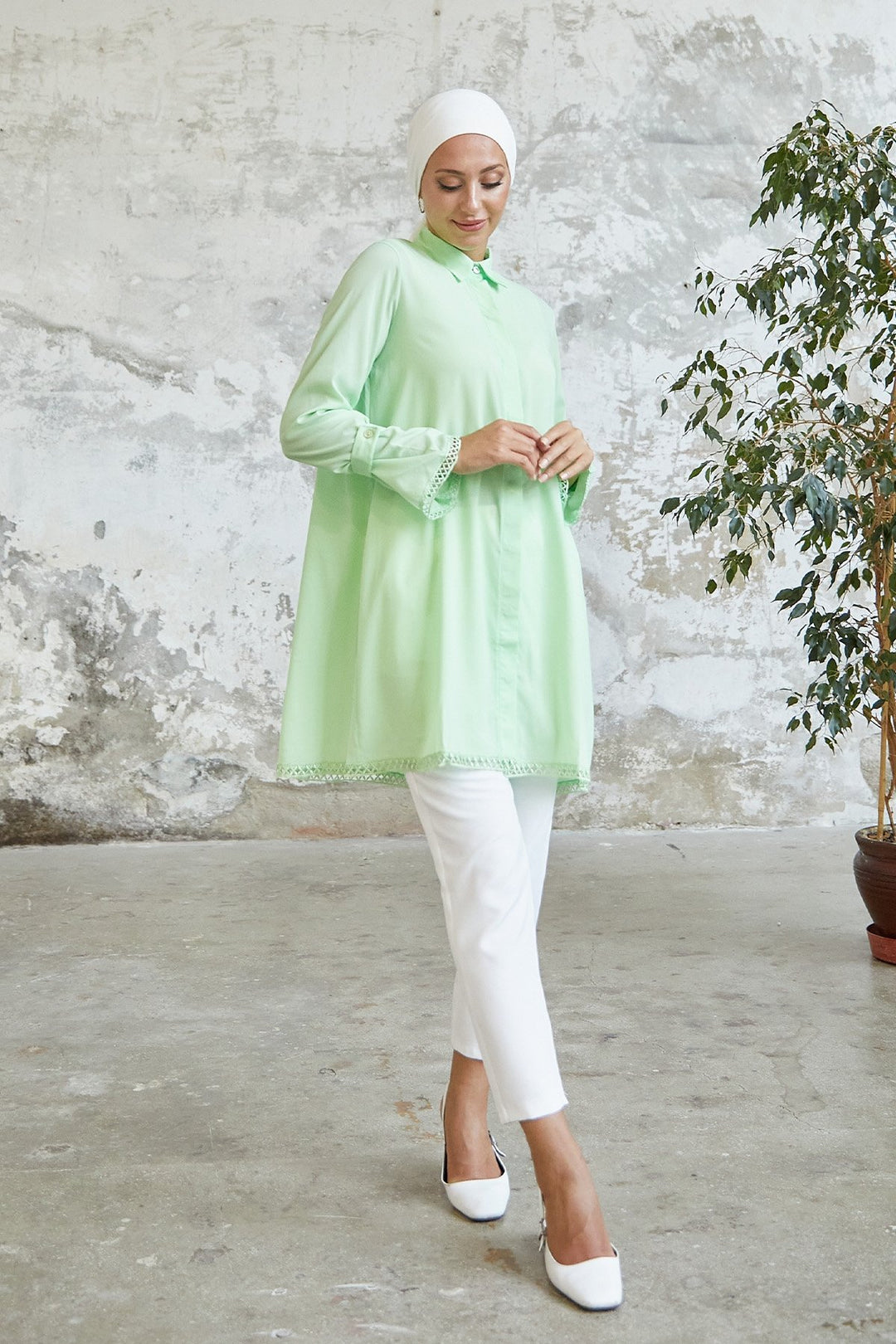 MDS Women Button-Detailed Shirt with Tied Cuff - Water Green - Beckenham