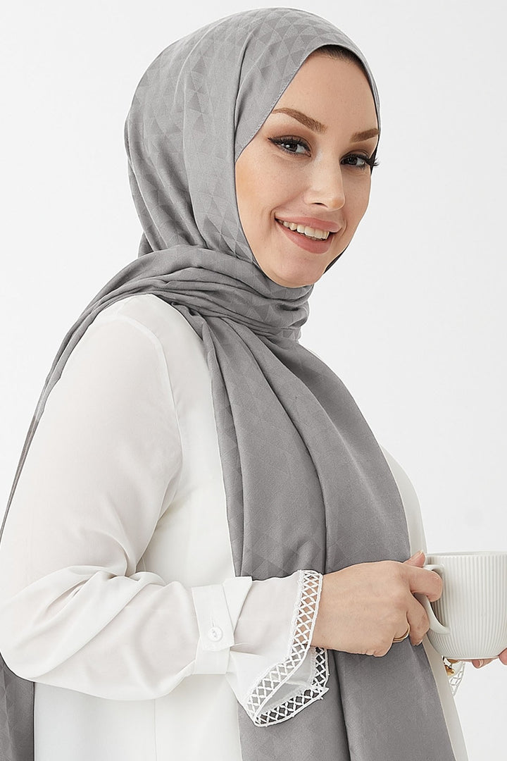 MDS Women Prism Pattern Cotton Jacquard Scarf - Grey - Pennsauken