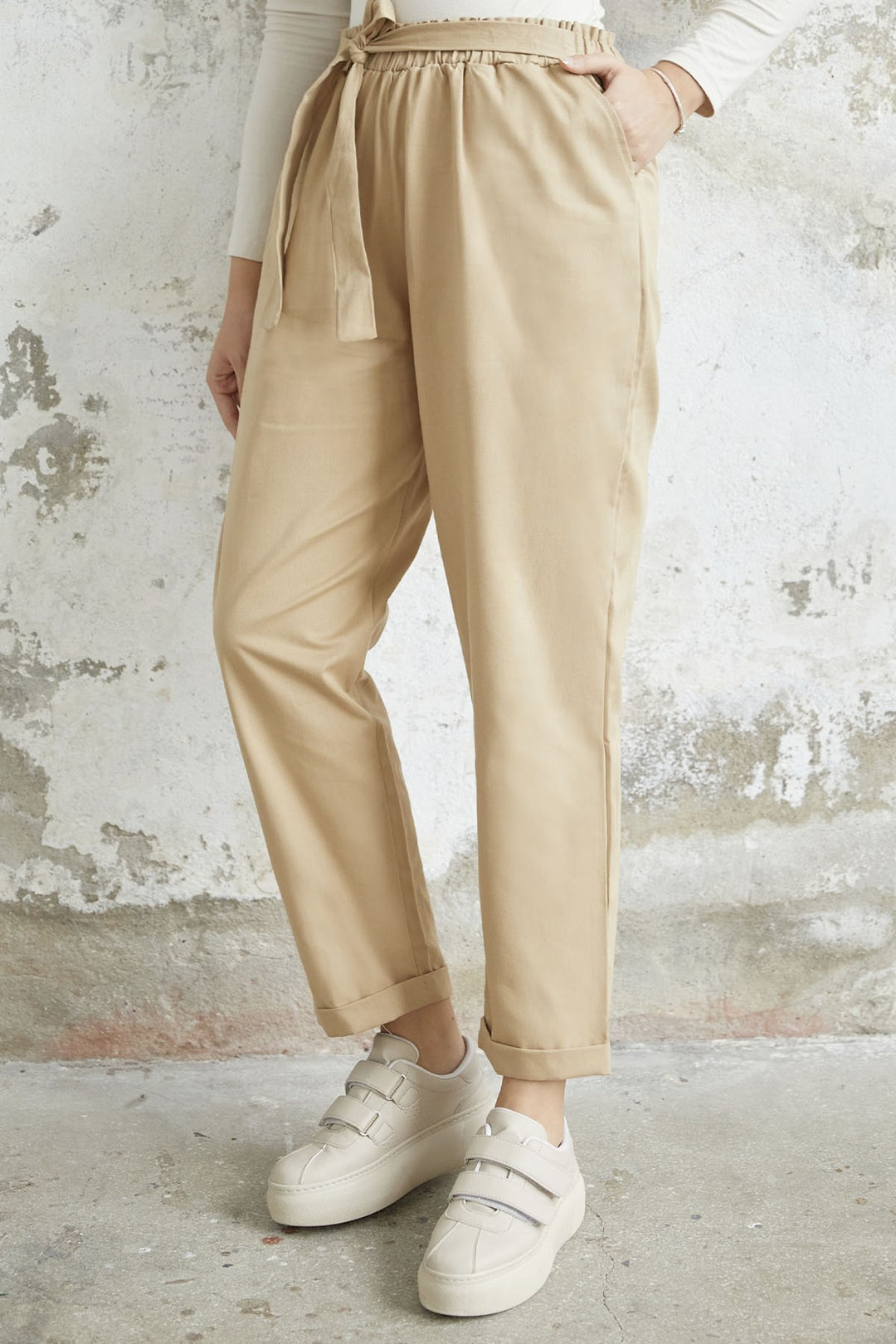 MDS Women Norisa Belted Gabardine Carrot Pants - Beige - Old Bridge
