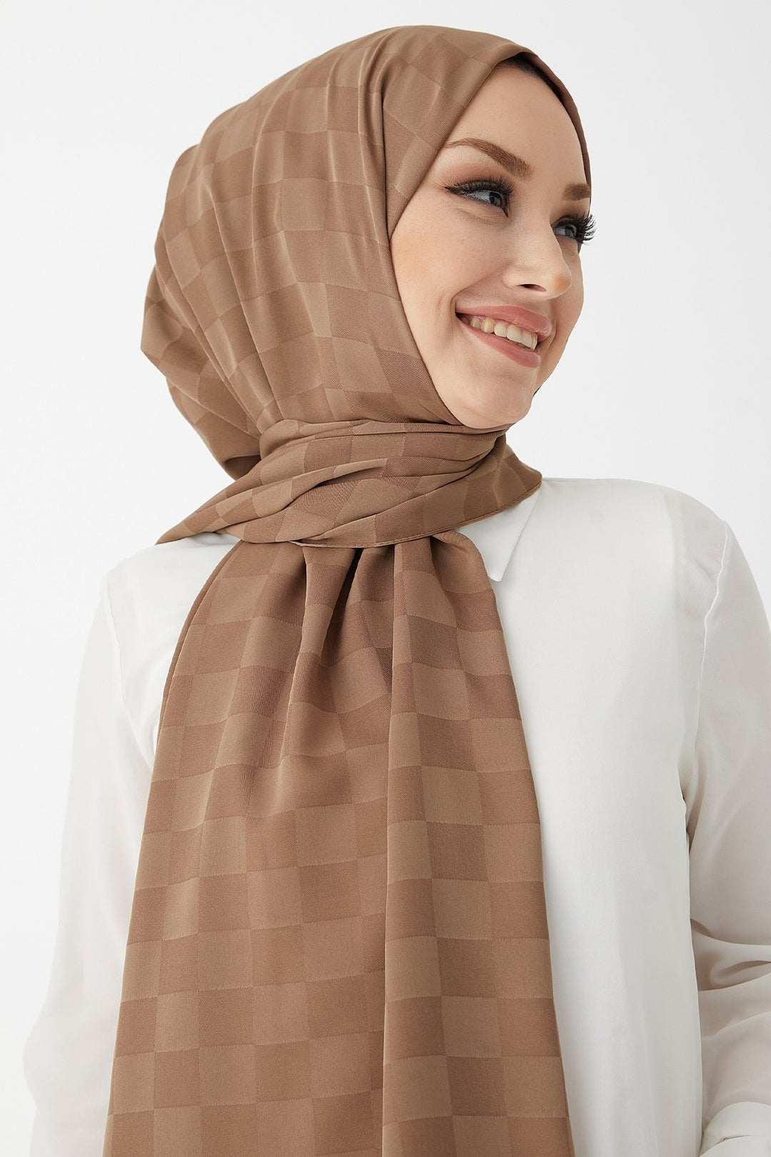 MDS Women Maura Lady Pattern Silky Jacquard Shawl - Milky Coffee - Cuautla