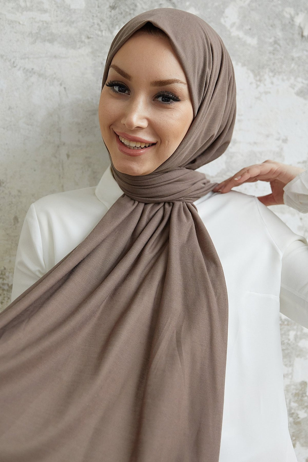 MDS Women Liny Crochet Shawl - Cold Coffee - Havant