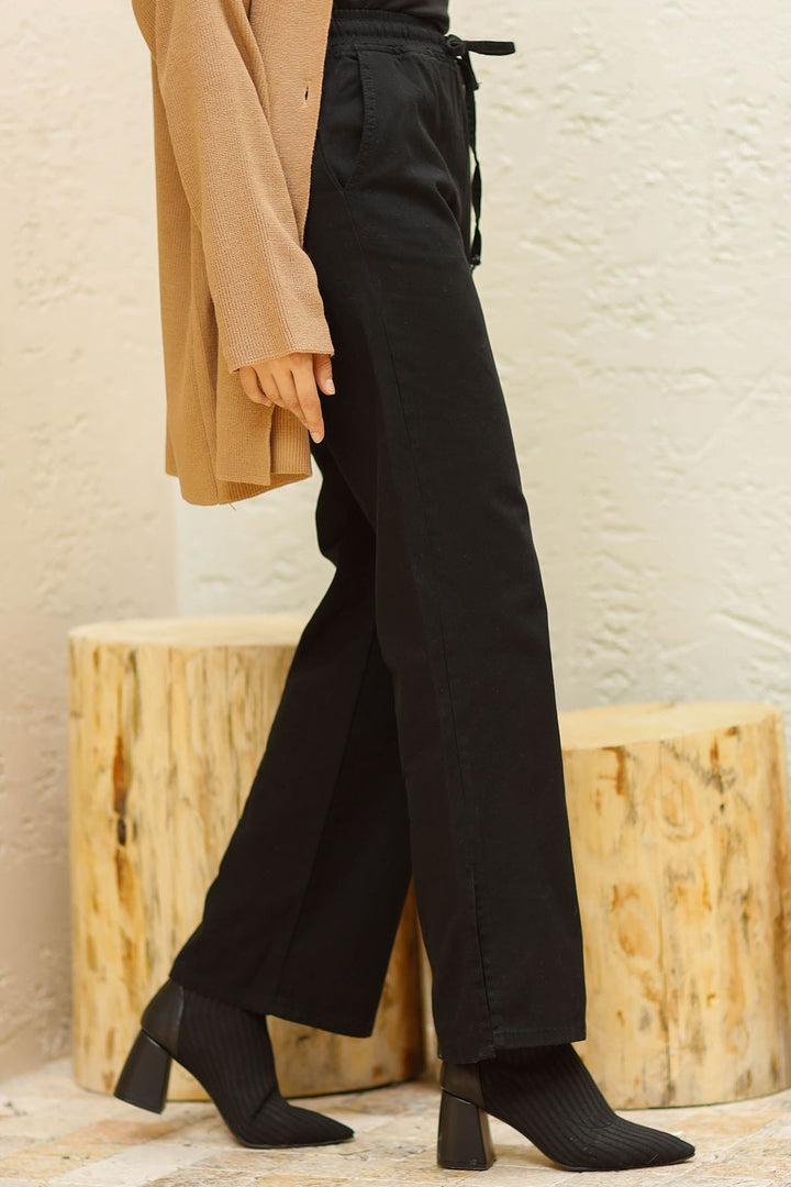 MDS Women Cut-off Hem Detail Elastic Waist Jeans - Black - Princeton