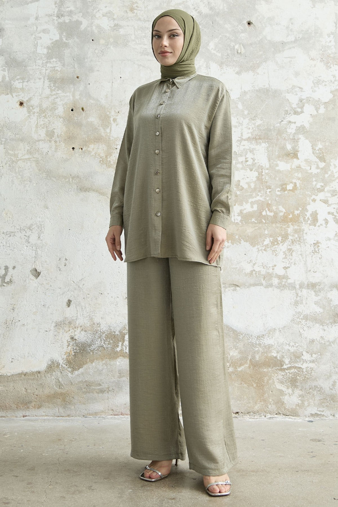 MDS Women Shirt Collar Sequined Two-Piece Set - Khaki - Sant’Eufemia Lamezia