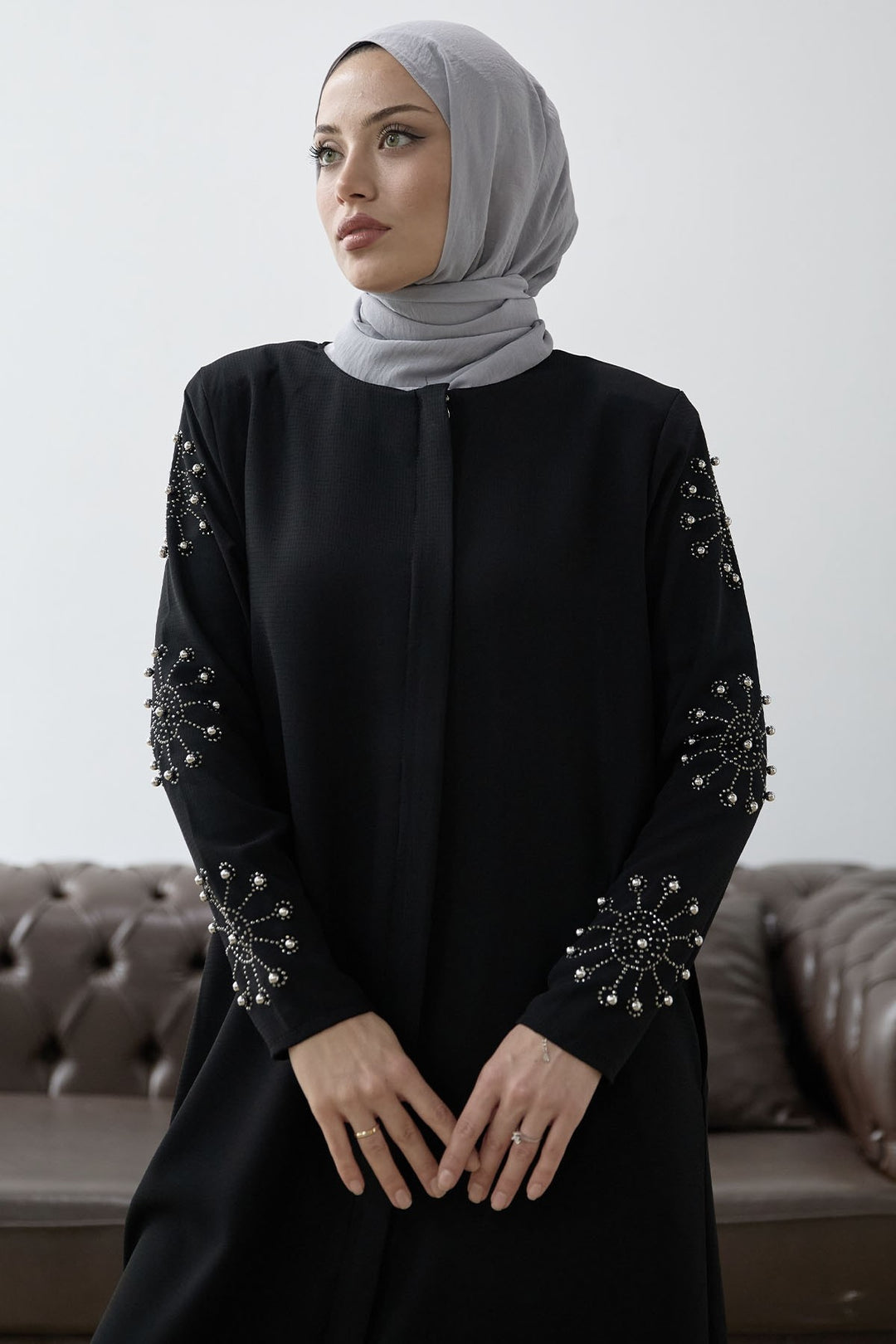 MDS Women Sleeves Pearl Stone Detail Abaya - Black - Ayr