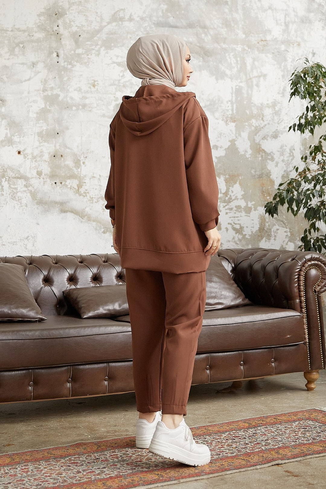 MDS Women Amor Basic Two-Piece Set - Brown - San Antonio Enchisi