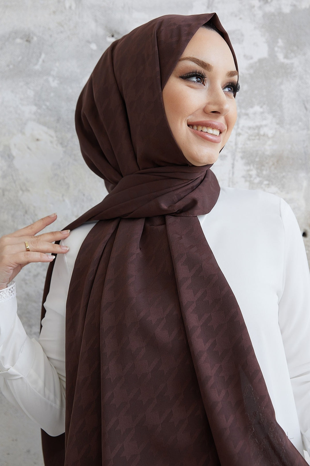 MDS Women Home Pattern Silky Jacquard Shawl - Bitter Coffee - Ajax