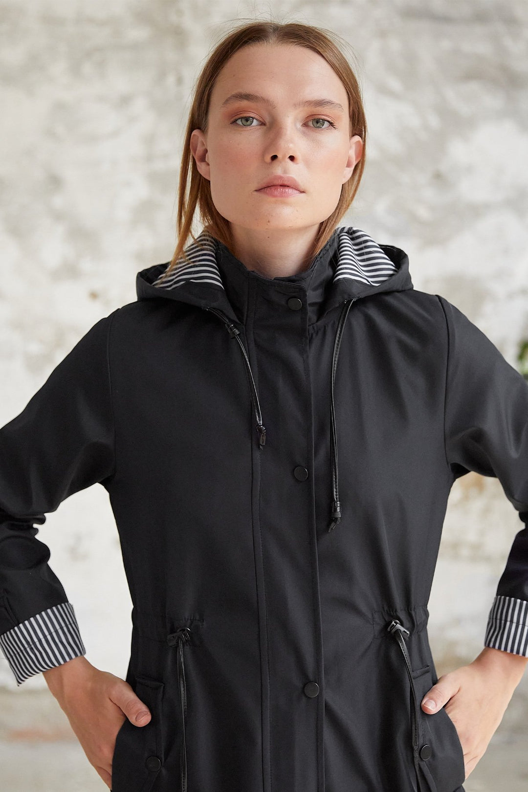 MDS Women Line Pattern Trench Coat - Black - Scandicci