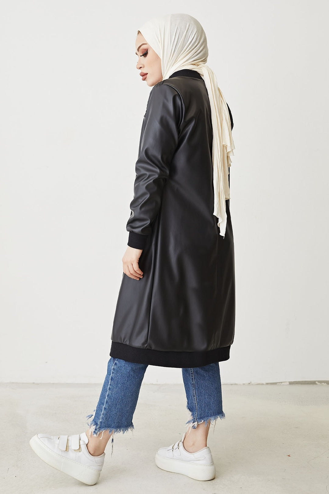MDS Women Ribbed Zippered Leather Jacket - Black - San Antonio Enchisi