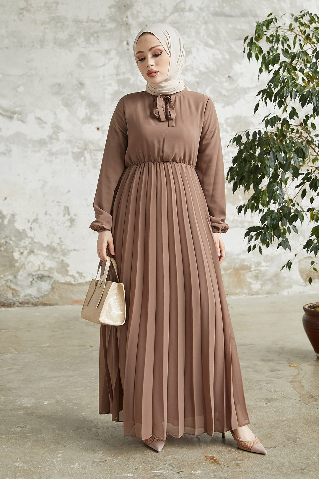MDS Women Pleated Limelda Chiffon Dress - Beige - Échirolles