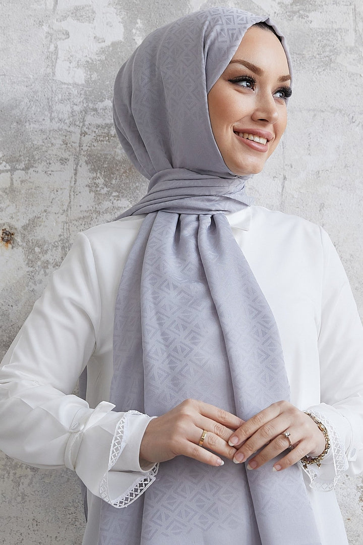 MDS Women Pyramid Pattern Jacquard Shawl - Gray - Mayagüez