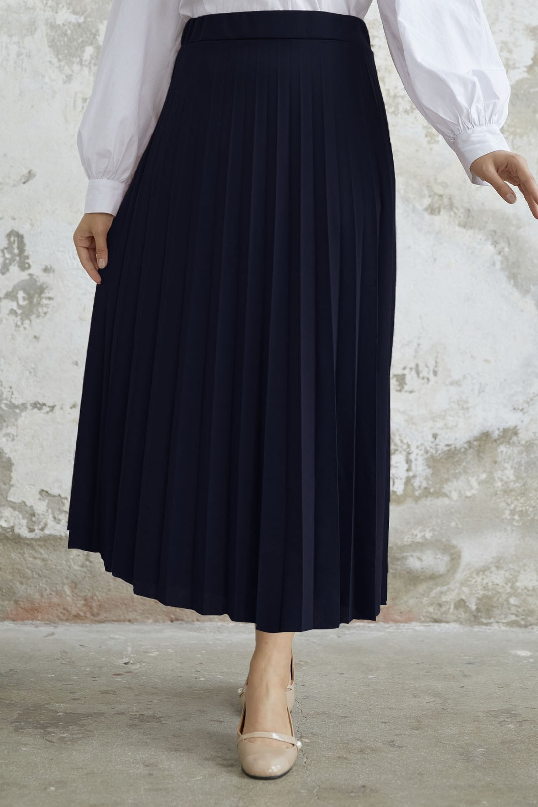 MDS Women Luisa Beli Rubber Waist Pleated Skirt - Navy Blue - Detroit