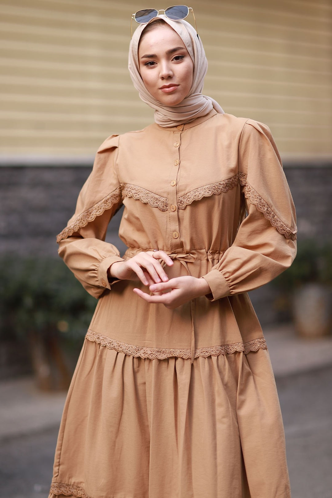 MDS Women Guipure Detail Balloon Sleeve Dress - Brown - Brookhaven