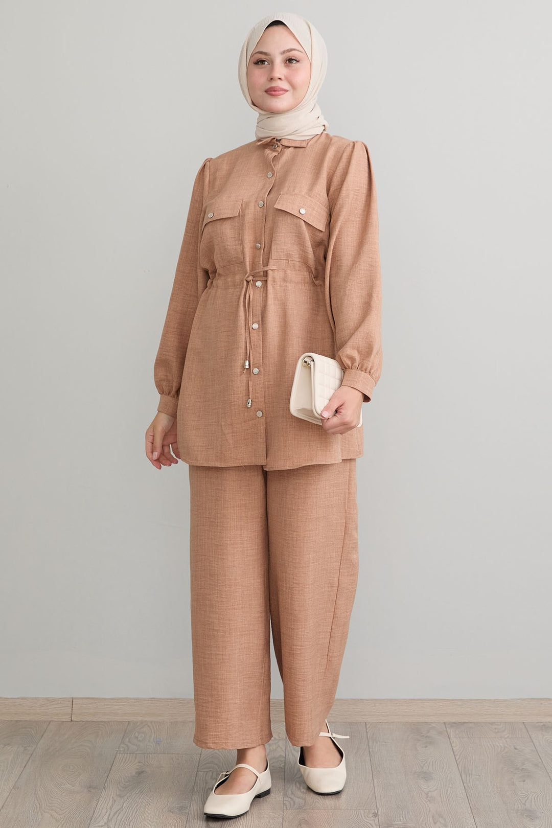 MDS Women Tunnel Arched Camel Linen Suit - Rovereto