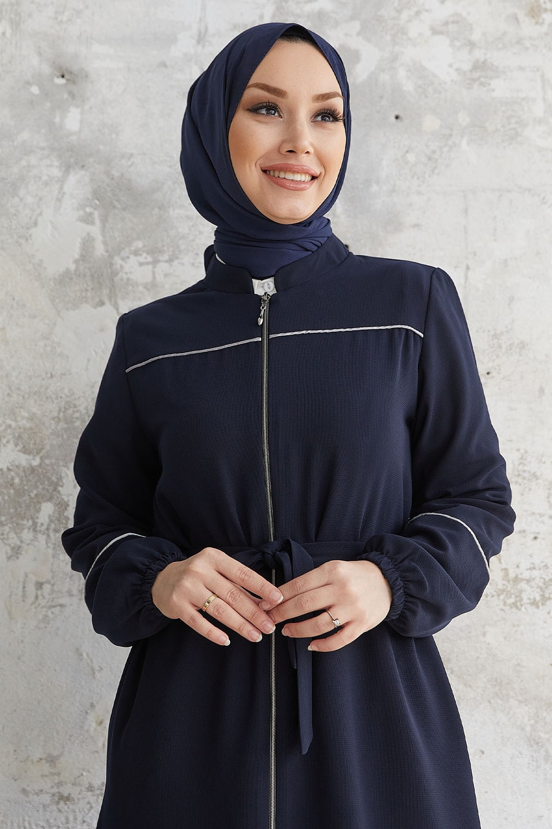 MDS Women Milena Belt Detail Belted Abaya - Navy - Parla