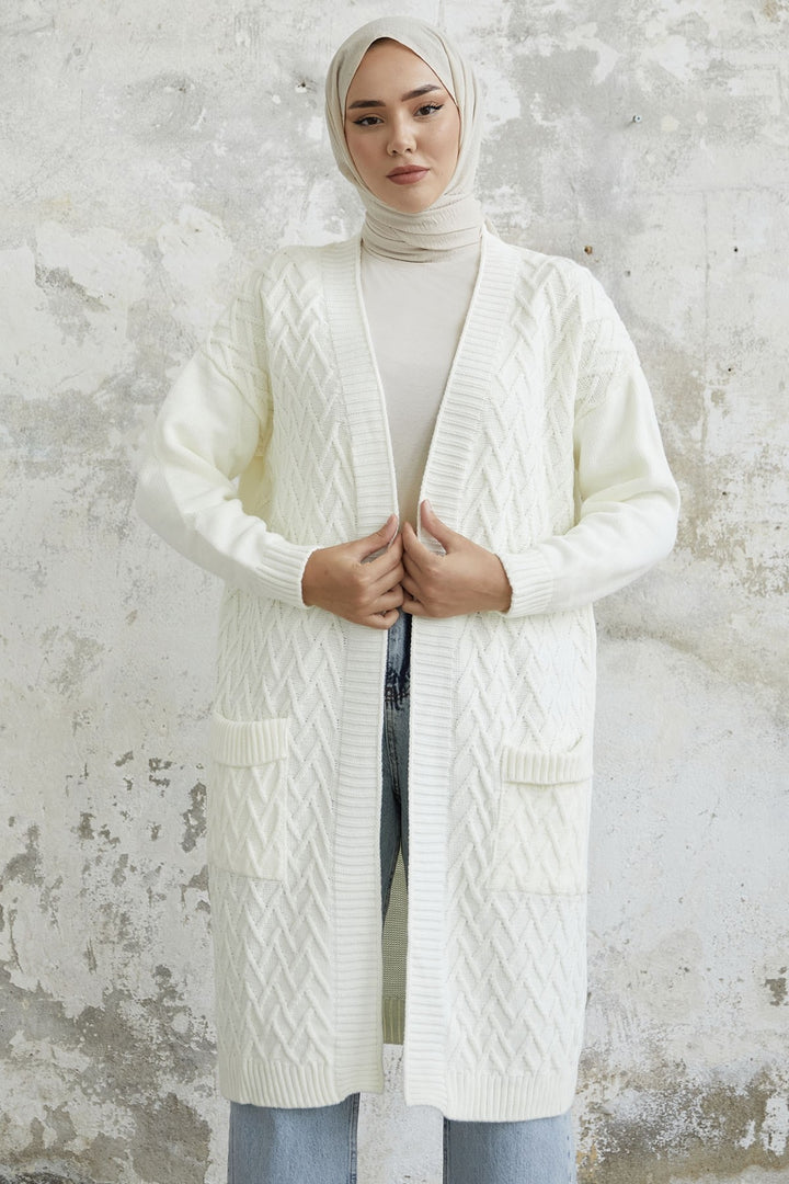 MDS Women Rumy Cable Knit Cardigan - White - Zutphen