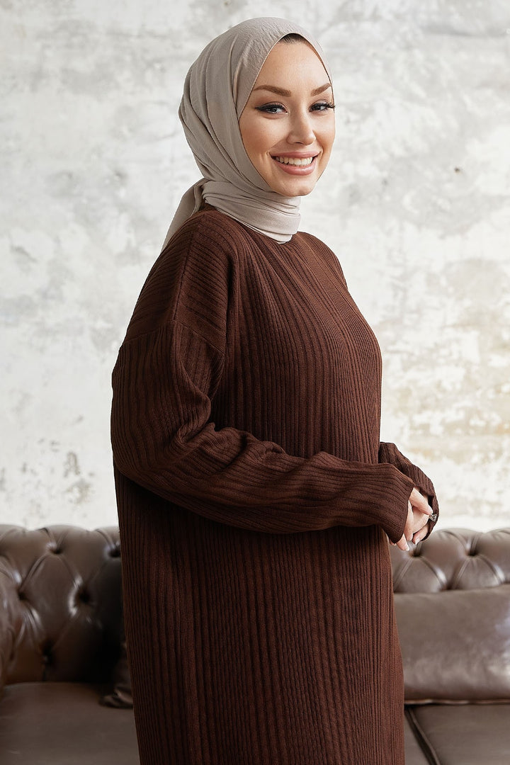 فستان أريسا نسائي طويل منسوج بياقة صياد السمك من MDS - بني مر - ريستون