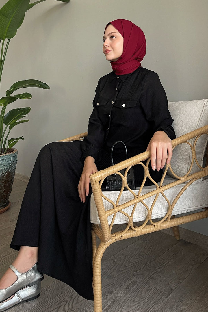 MDS Women Black Linen Suit with Pleated Skirt - Gladbeck