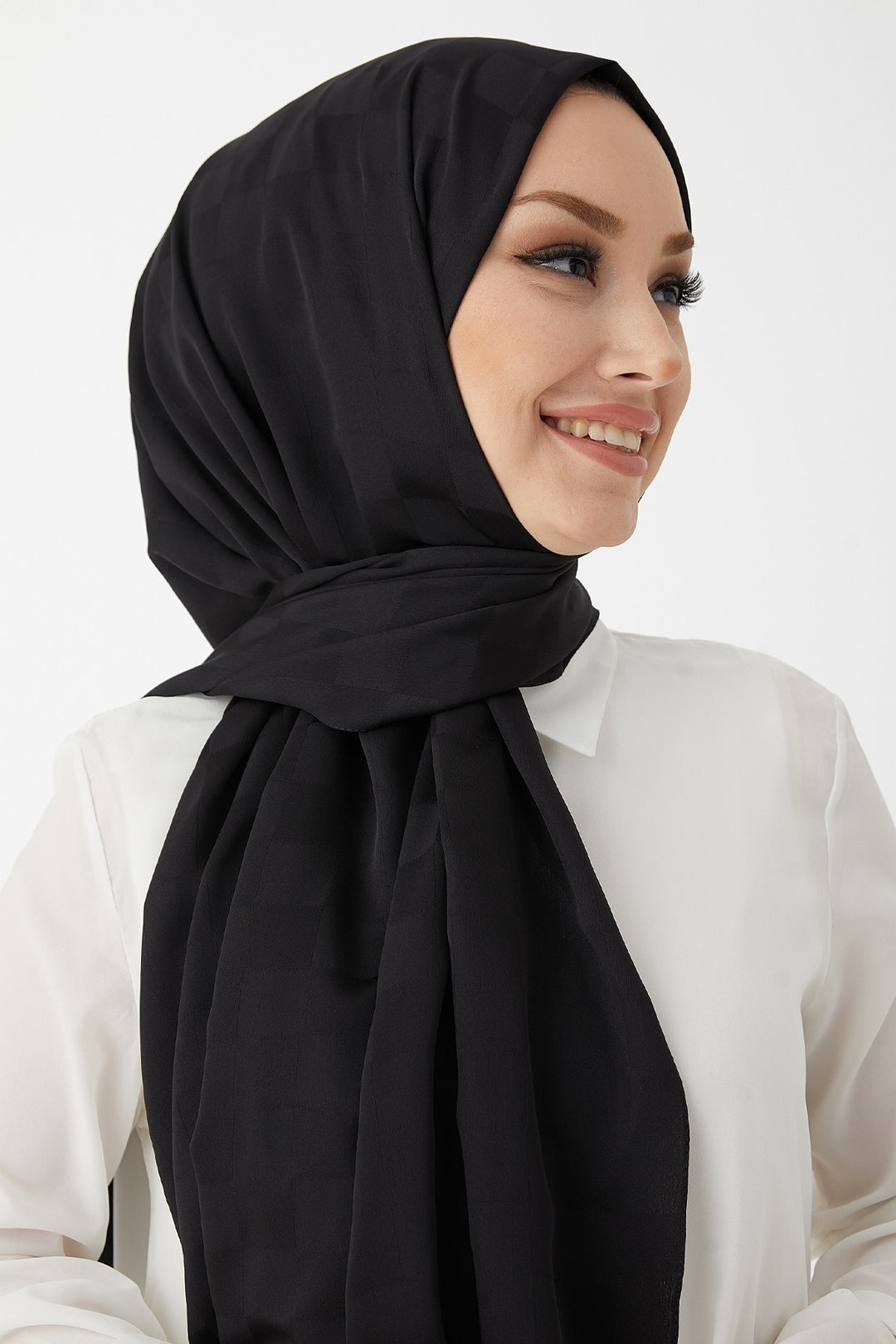 MDS Women Maura Lady Patterned Silky Jacquard Shawl - Black - Niagara Falls