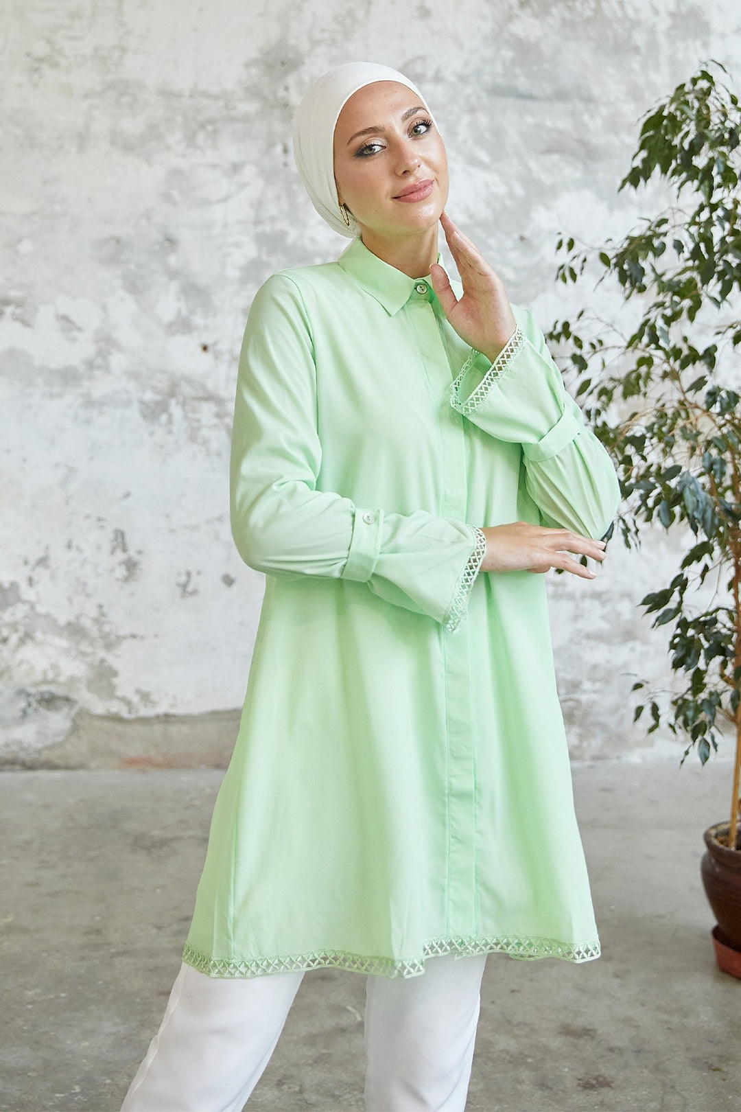 MDS Women Button-Detailed Shirt with Tied Cuff - Water Green - Beckenham