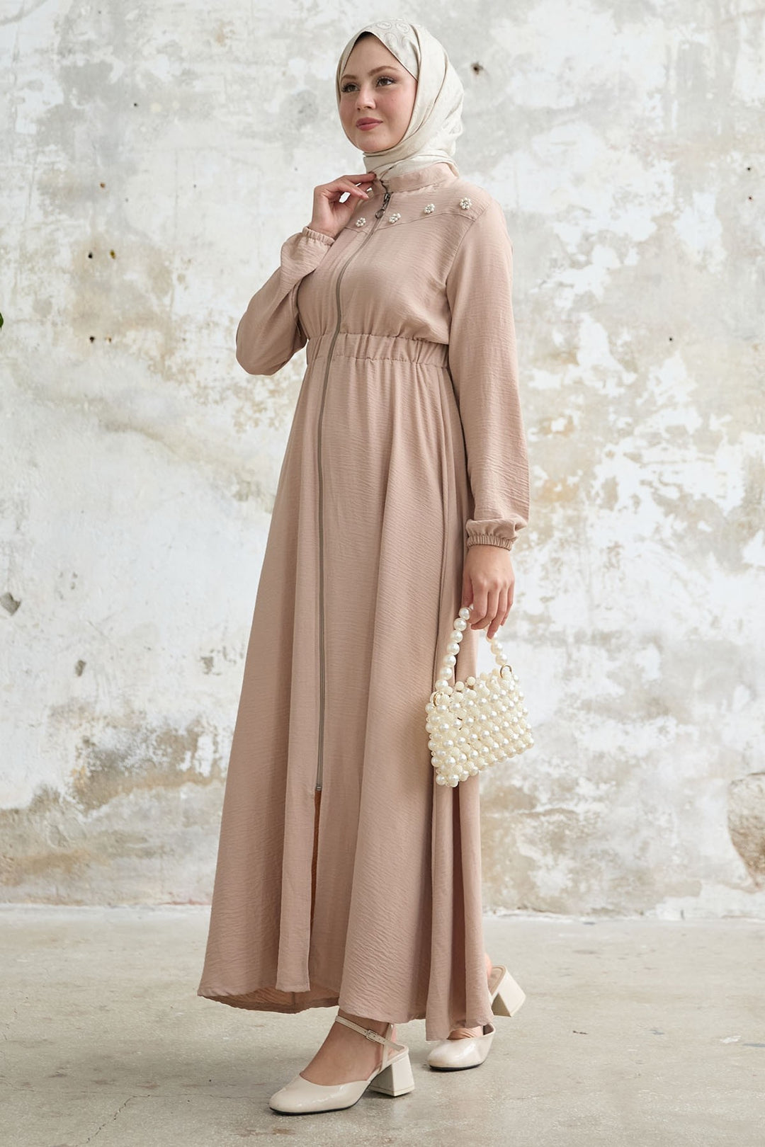 MDS Women Flower Pearl Embroidered Elastic Beige Ferace - Vila Real