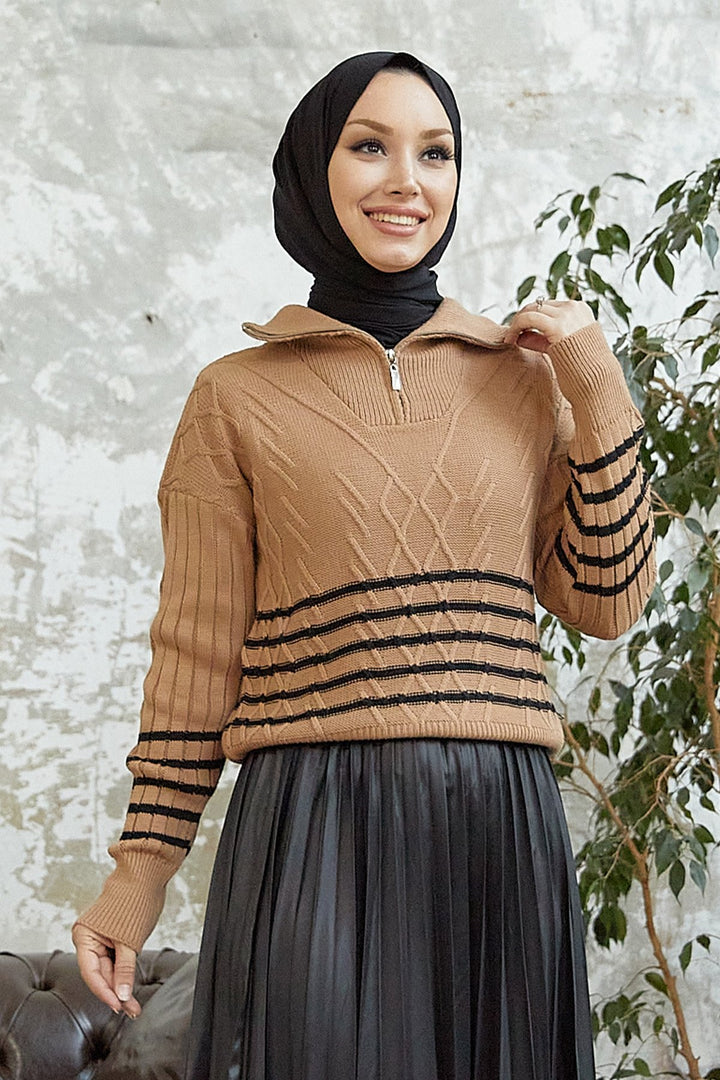 MDS Women Sova Neck Zippered Striped Knit Sweater - Camel - Bridlington