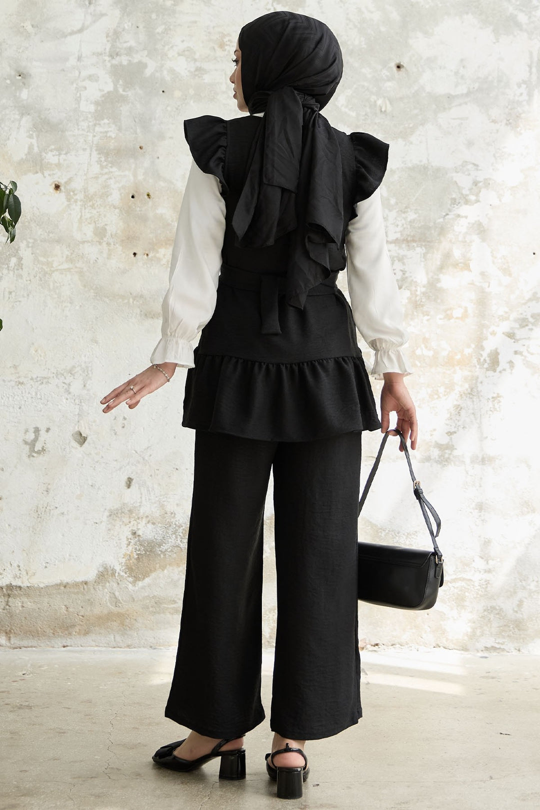 MDS Women Ruffled Shoulder Three Piece Set - Black - Roosendaal