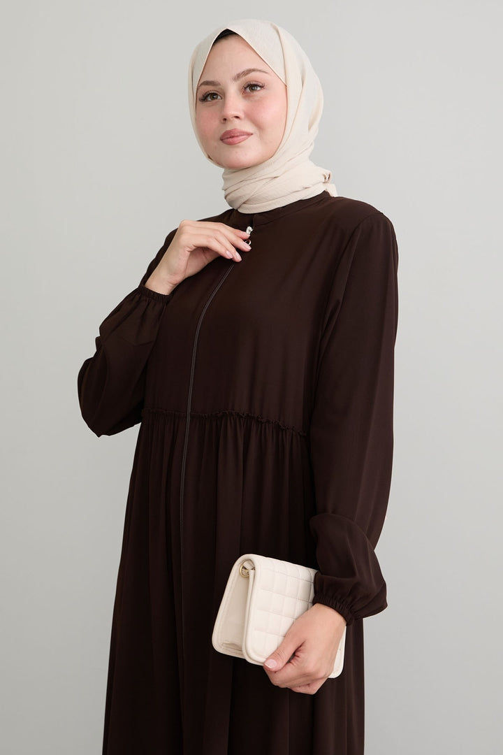 MDS Women Pleated Detail Zippered Bitter Coffee Abaya - San Francisco del Rincón