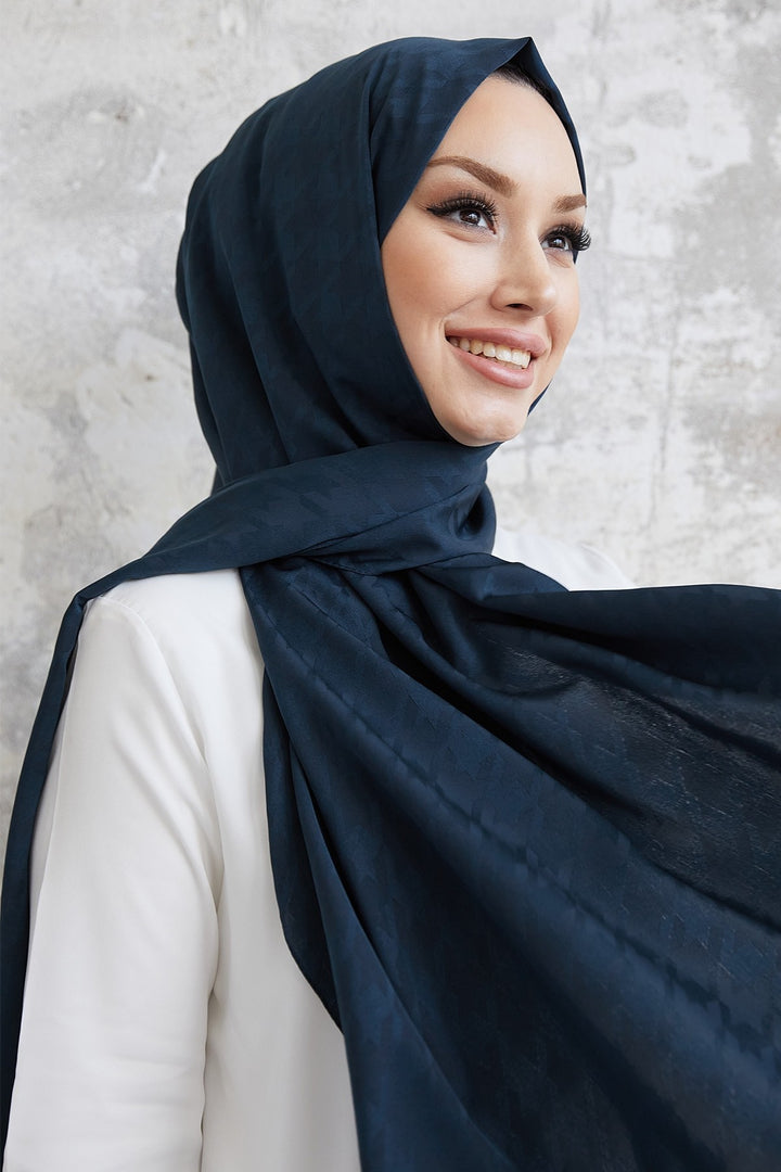 MDS Women Home Kazakh Pattern Silky Jacquard Shawl - Navy Blue - Prince George