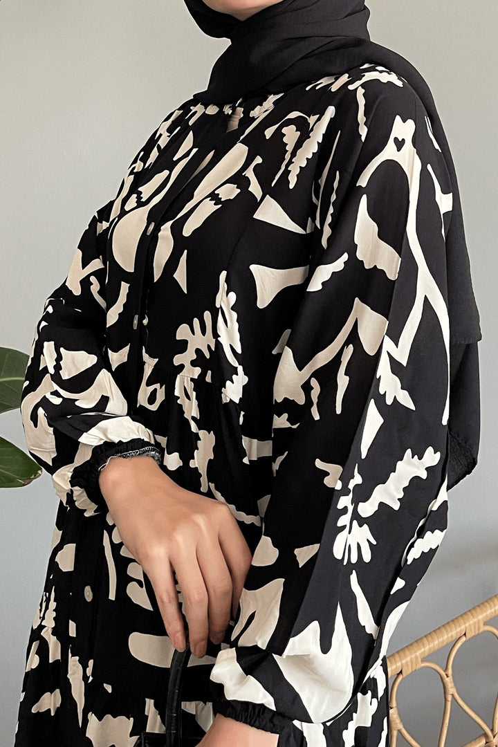 MDS Women Casual Half-Buttoned Black Viscose Dress - Hellevoetsluis