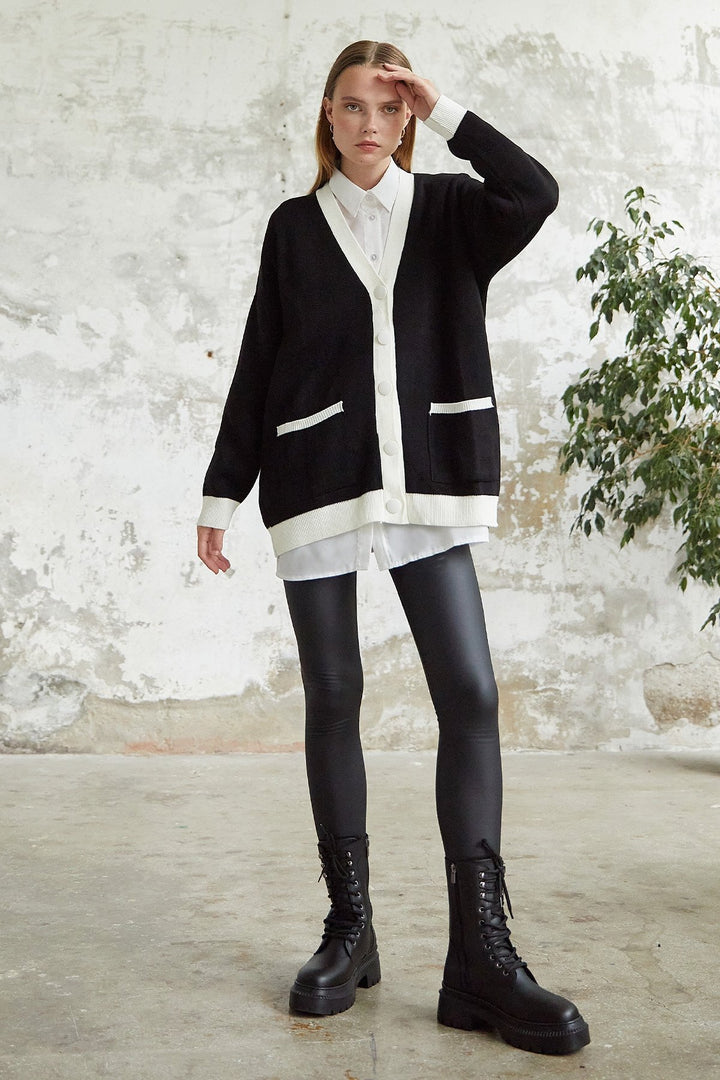 MDS Women Vega Pocket Sweater - Black - Mandurah