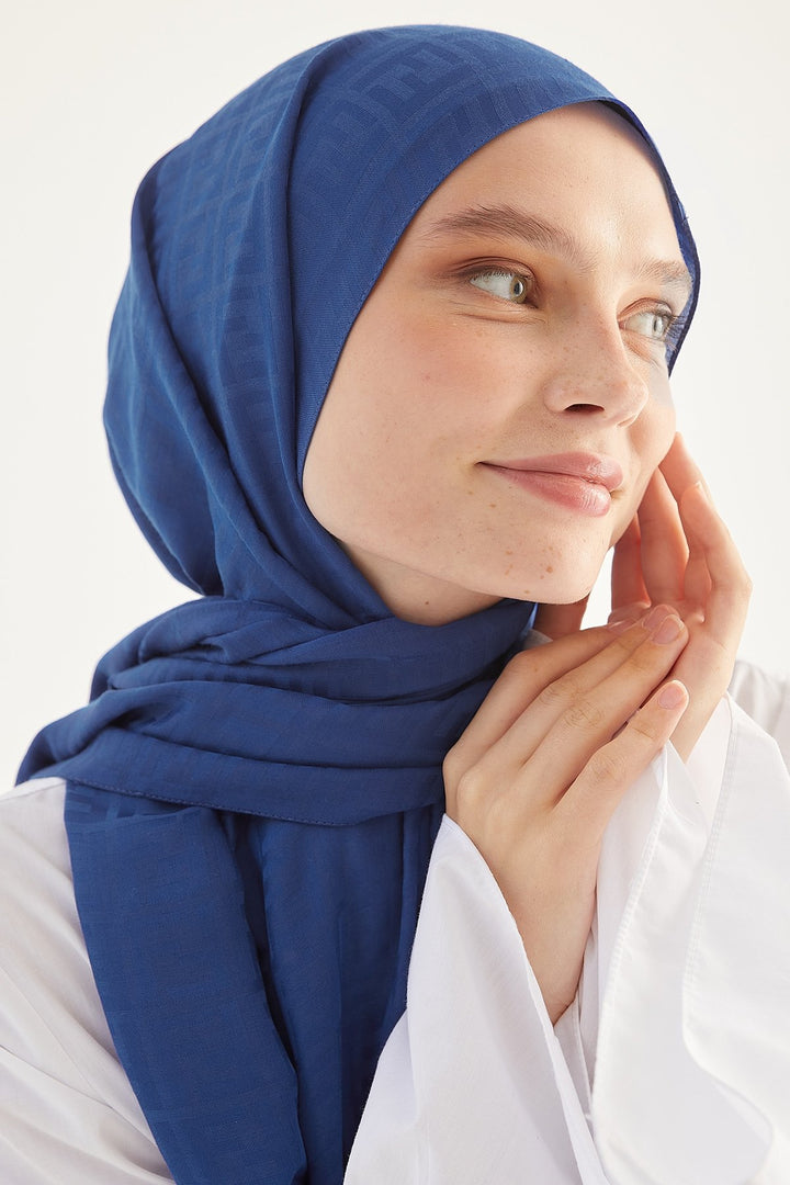 MDS Women Handwoven Jacquard Cotton Scarf - Indigo - Buderim